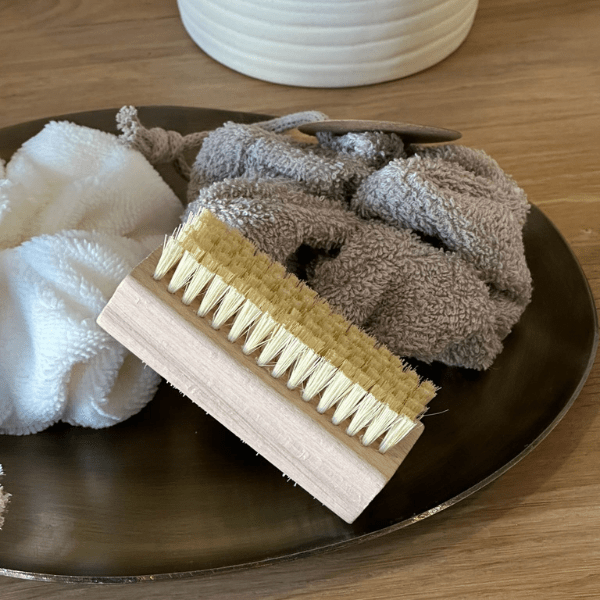 Brosse à Ongles en Hêtre et Fibres d’Agave - Simplethings