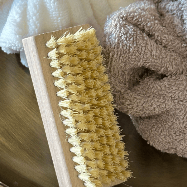 Brosse à Ongles en Hêtre et Fibres d’Agave - Simplethings